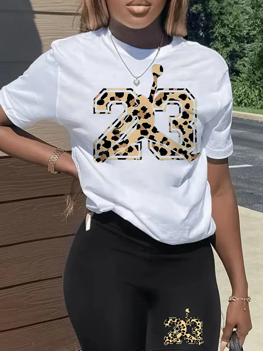 Women's Loose Cartoon Print T-shirt Shorts Plus Size Two Piece Set 9 Women's Loose Cartoon Print T-shirt Shorts Plus Size Two Piece Set - Image 7