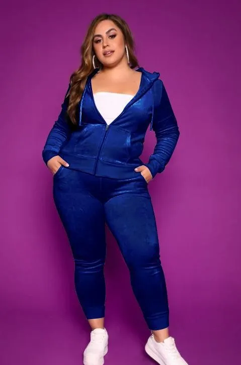 Plus Size Women Fall/Winter Solid Velvet Casual Top And Pant Two-piece Set 4 Plus Size Women Fall/Winter Solid Velvet Casual Top And Pant Two-piece Set - Image 2