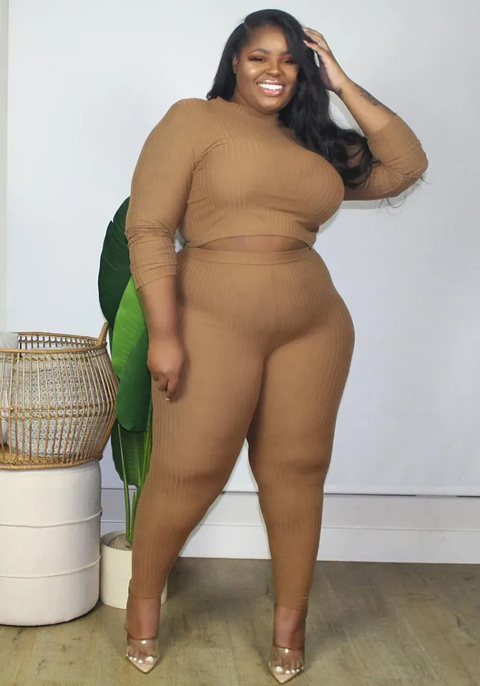 Plus Size Women's Autumn And Winter Solid Color Ribbed Long Sleeve Two-Piece Set 5 Plus Size Women's Autumn And Winter Solid Color Ribbed Long Sleeve Two-Piece Set - Image 3