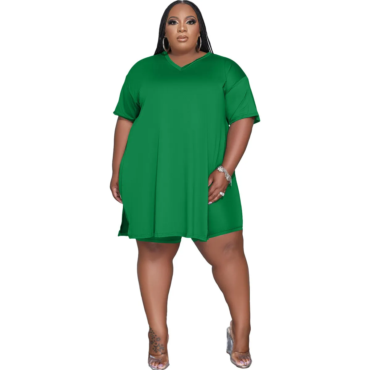 Fashion Women's V-Neck Solid Color Casual Two Piece Shorts Set Plus Size 8 Fashion Women's V-Neck Solid Color Casual Two Piece Shorts Set Plus Size - Image 6
