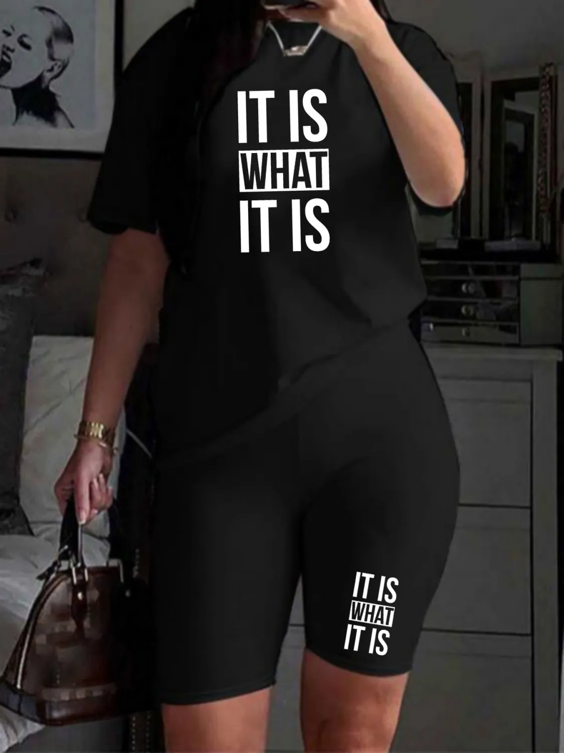 Plus Size Women Short Sleeve Printed Top And Shorts Two-piece Set 3 Plus Size Women Short Sleeve Printed Top And Shorts Two-piece Set