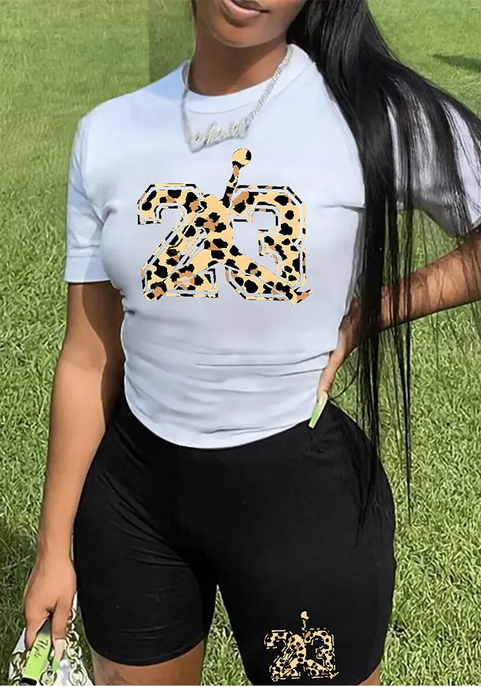 Women's Loose Cartoon Print T-shirt Shorts Plus Size Two Piece Set 3 Women's Loose Cartoon Print T-shirt Shorts Plus Size Two Piece Set