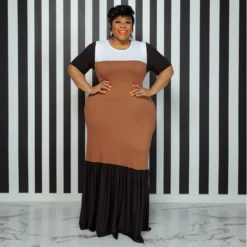 Plus Size Women's Round Neck Short Sleeve Multicolor Patchwork Swing Maxi Dress