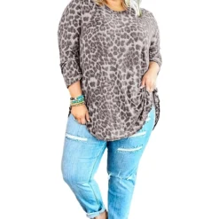 Printed Long Sleeve Plus Size Loose Top -Plus Size Dresses Shop 9bca71fd1bfe4712