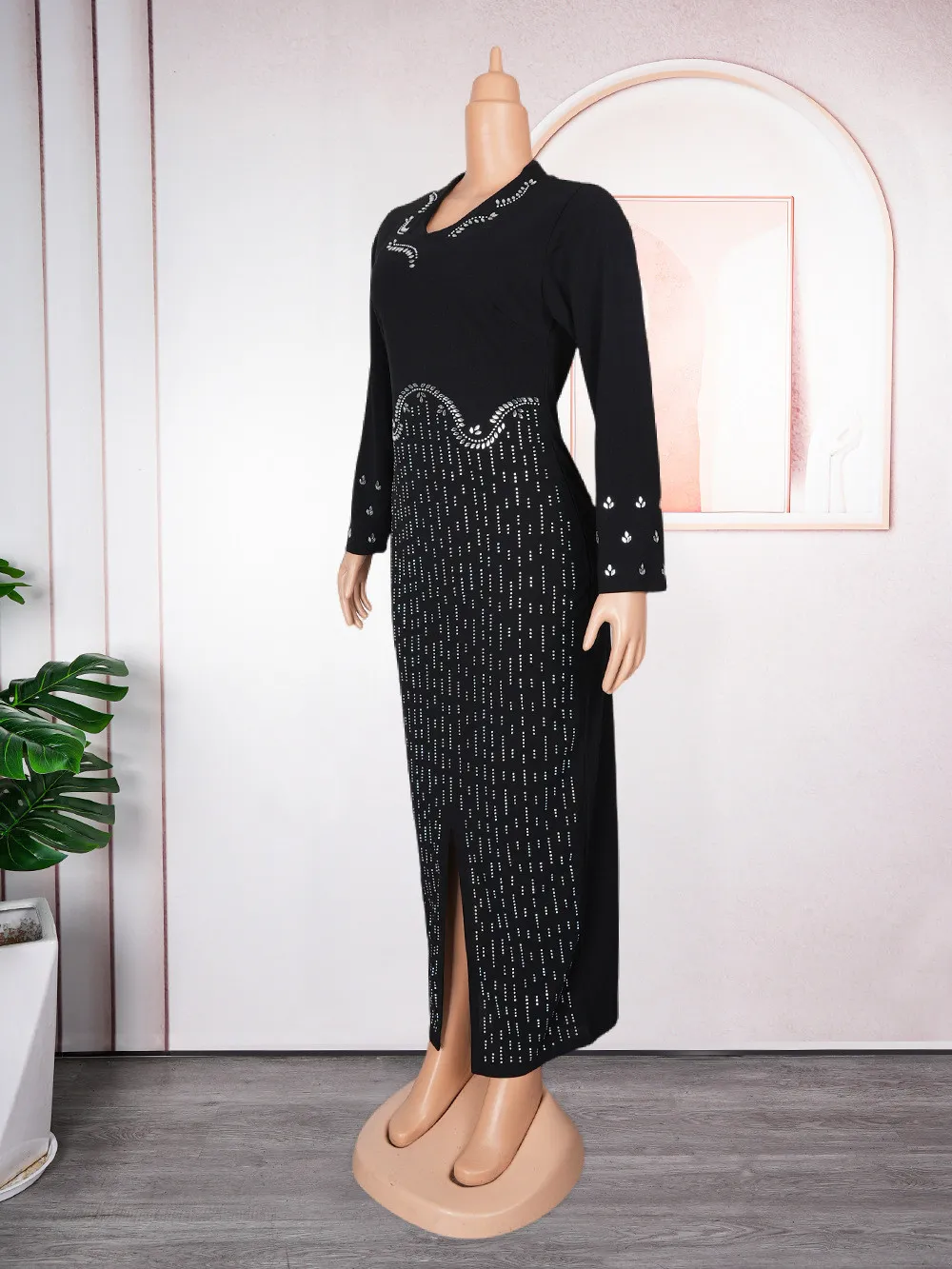 Africa Plus Size Women's Beaded V-Neck Bodycon Chic Elegant Dress 8 Africa Plus Size Women's Beaded V-Neck Bodycon Chic Elegant Dress - Image 6