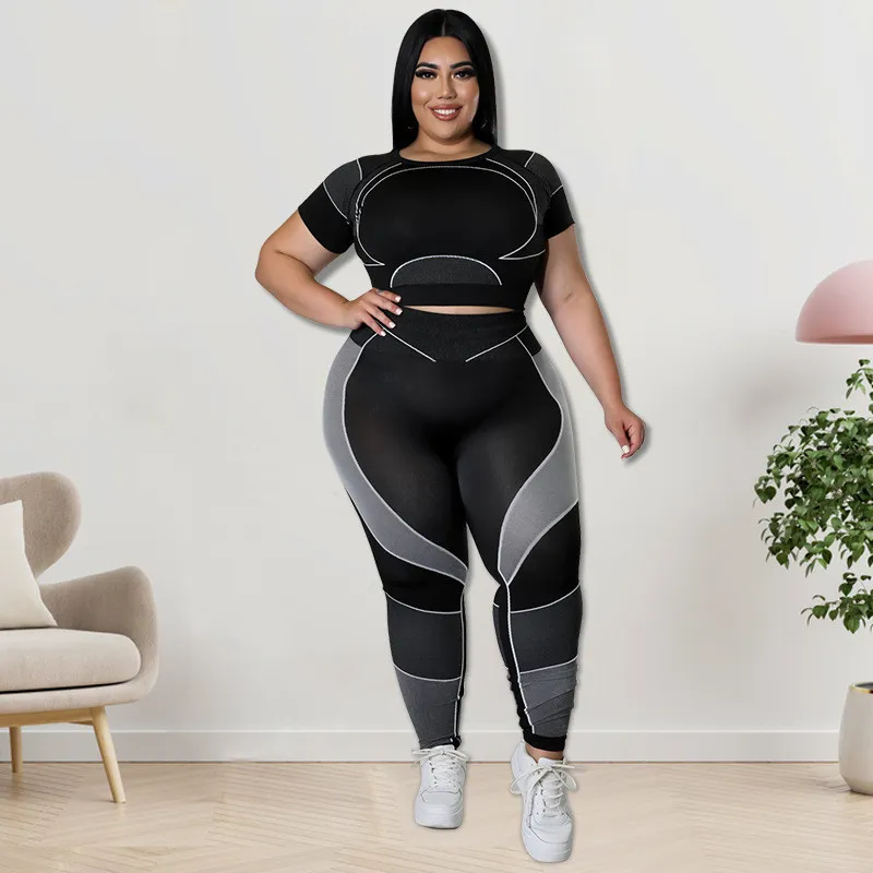 Plus Size Women's Sports Tight Fitting Yoga Two Piece Pants Set 8 Plus Size Women's Sports Tight Fitting Yoga Two Piece Pants Set - Image 6