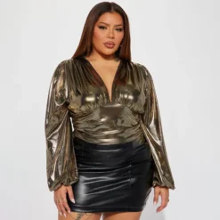 Fashionable Plus Size Women's V-Neck Long Sleeve Gathered Slim Waist Balloon Sleeve Top -Plus Size Dresses Shop f18f117420f6205d