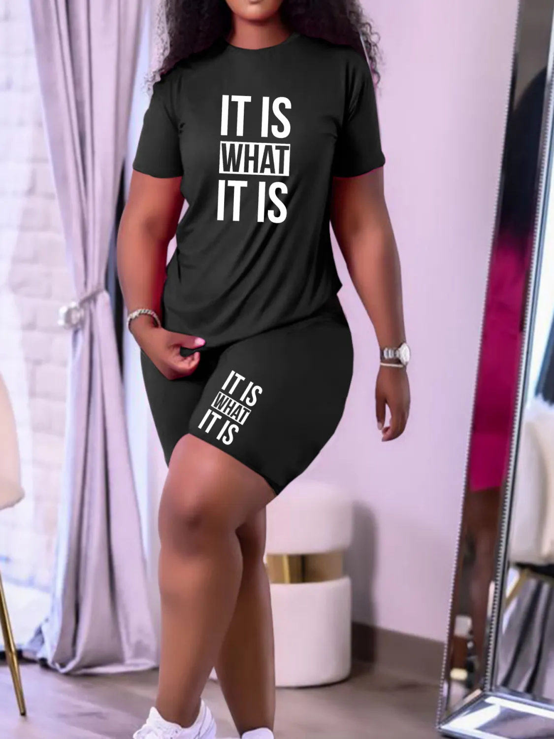 Plus Size Women Short Sleeve Printed Top And Shorts Two-piece Set 8 Plus Size Women Short Sleeve Printed Top And Shorts Two-piece Set - Image 6